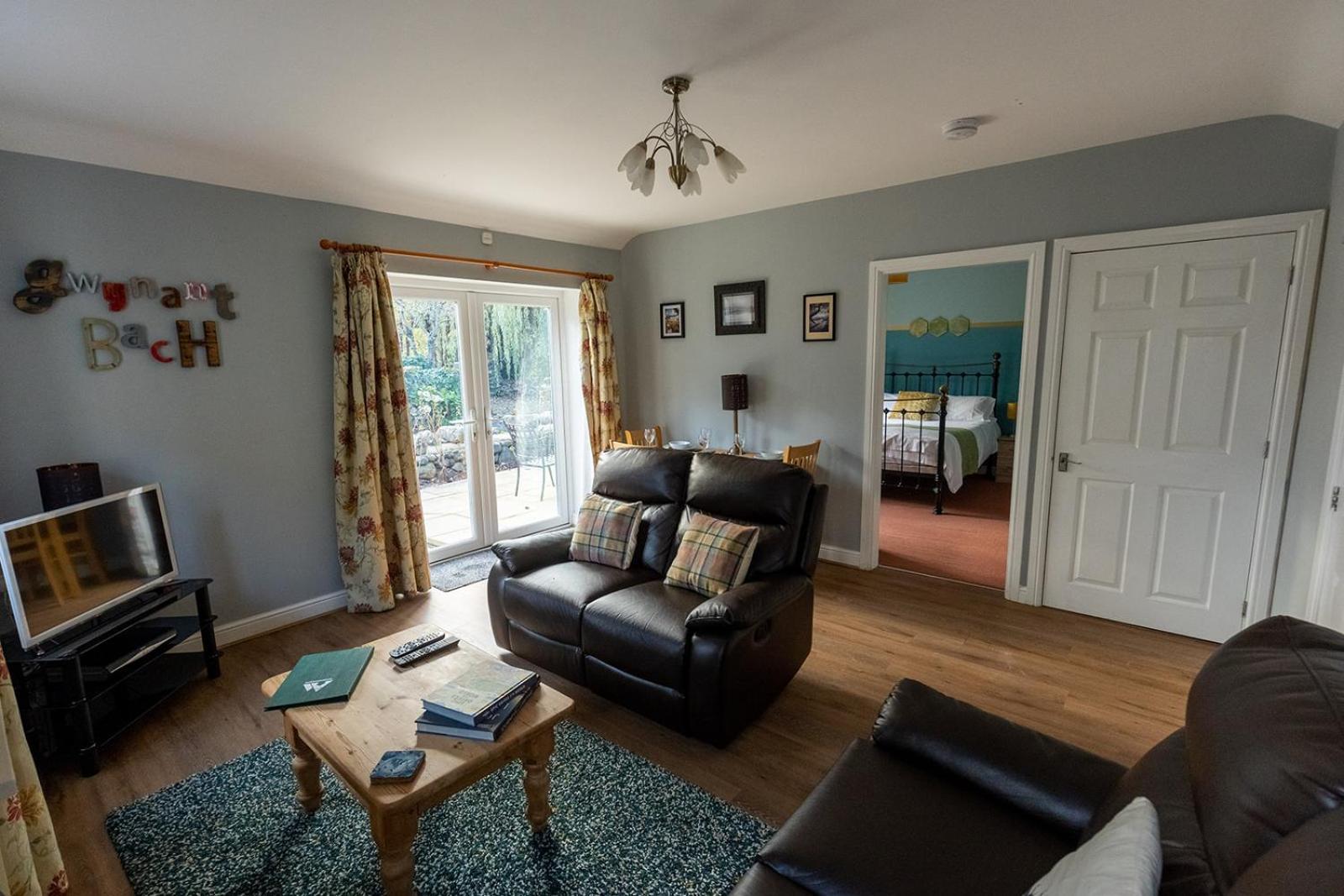 Gwynant Bach - Cosy 2 Bed Bungalow Cottage In Snowdonia National Park, Conwy, North Wales Exteriér fotografie